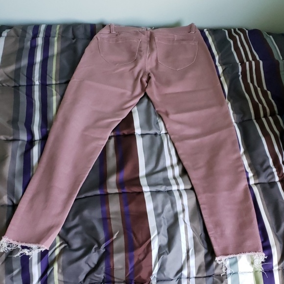 Rewind Jean's 7/28w - Picture 3 of 3